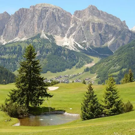 Apartment Sellaronda *